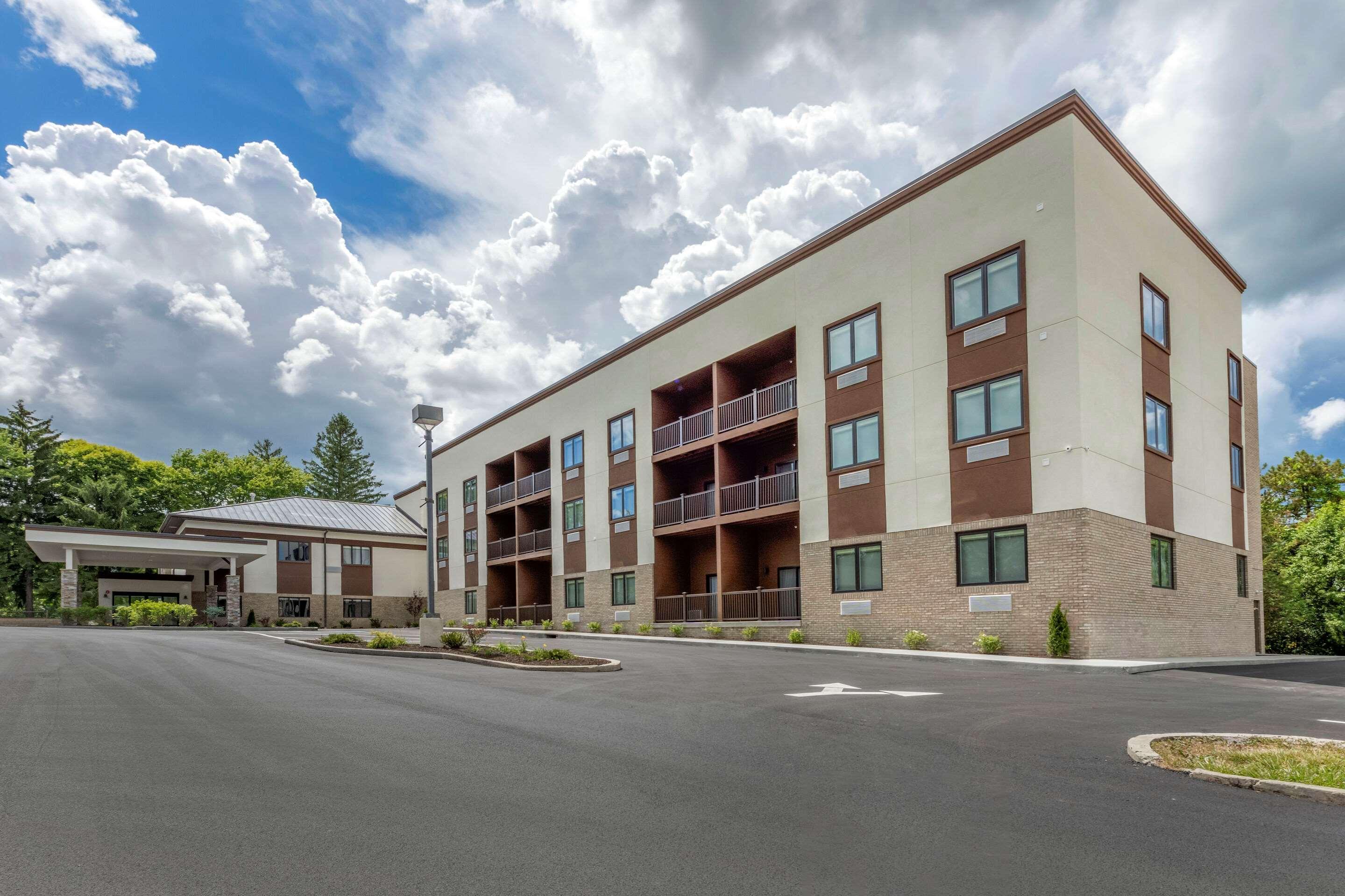 The Cranberry, Ascend Hotel Collection Morgantown Exterior photo