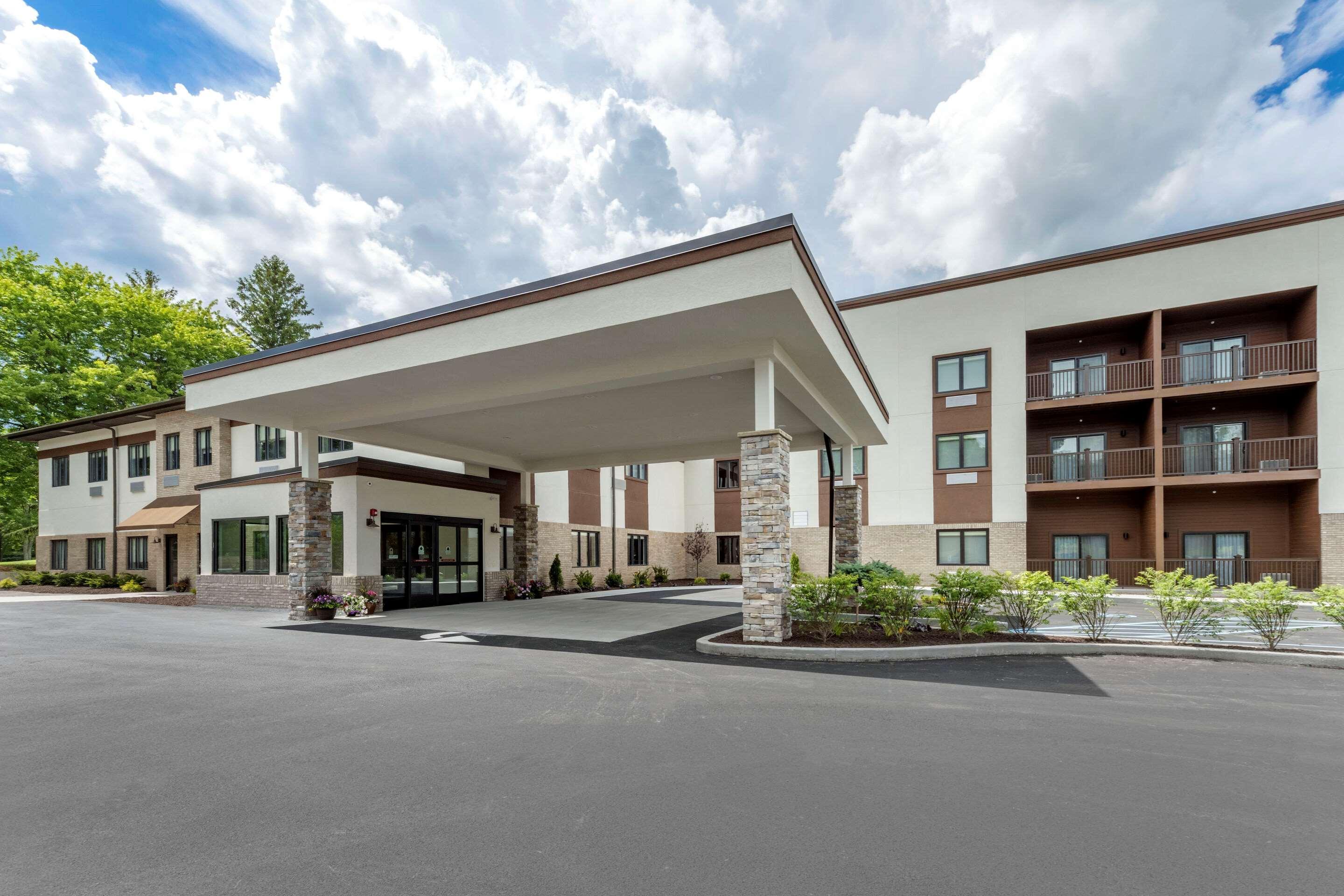The Cranberry, Ascend Hotel Collection Morgantown Exterior photo