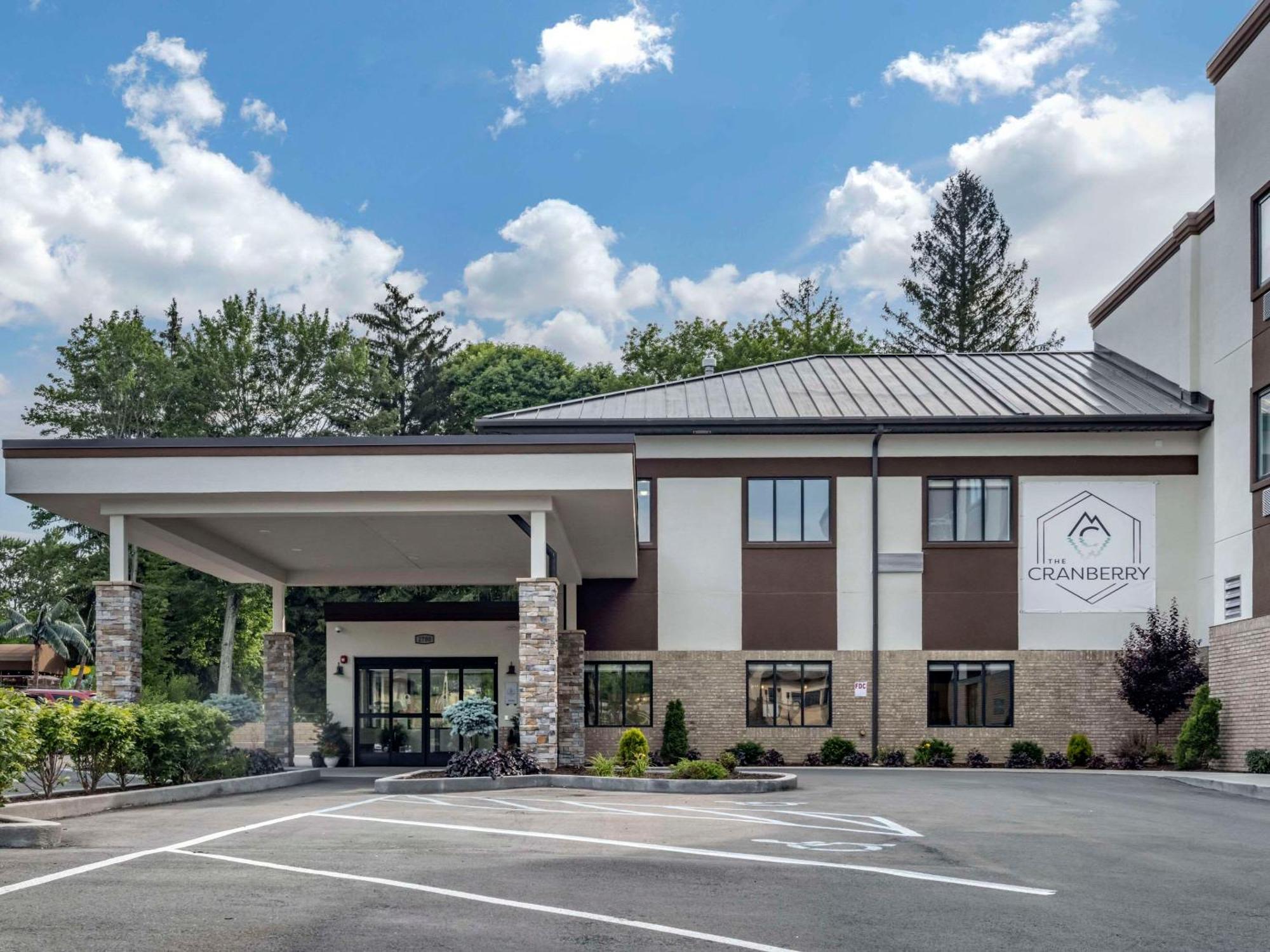 The Cranberry, Ascend Hotel Collection Morgantown Exterior photo